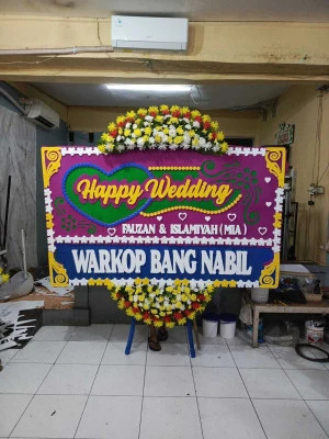 Papan Bunga di Pait Kasembon